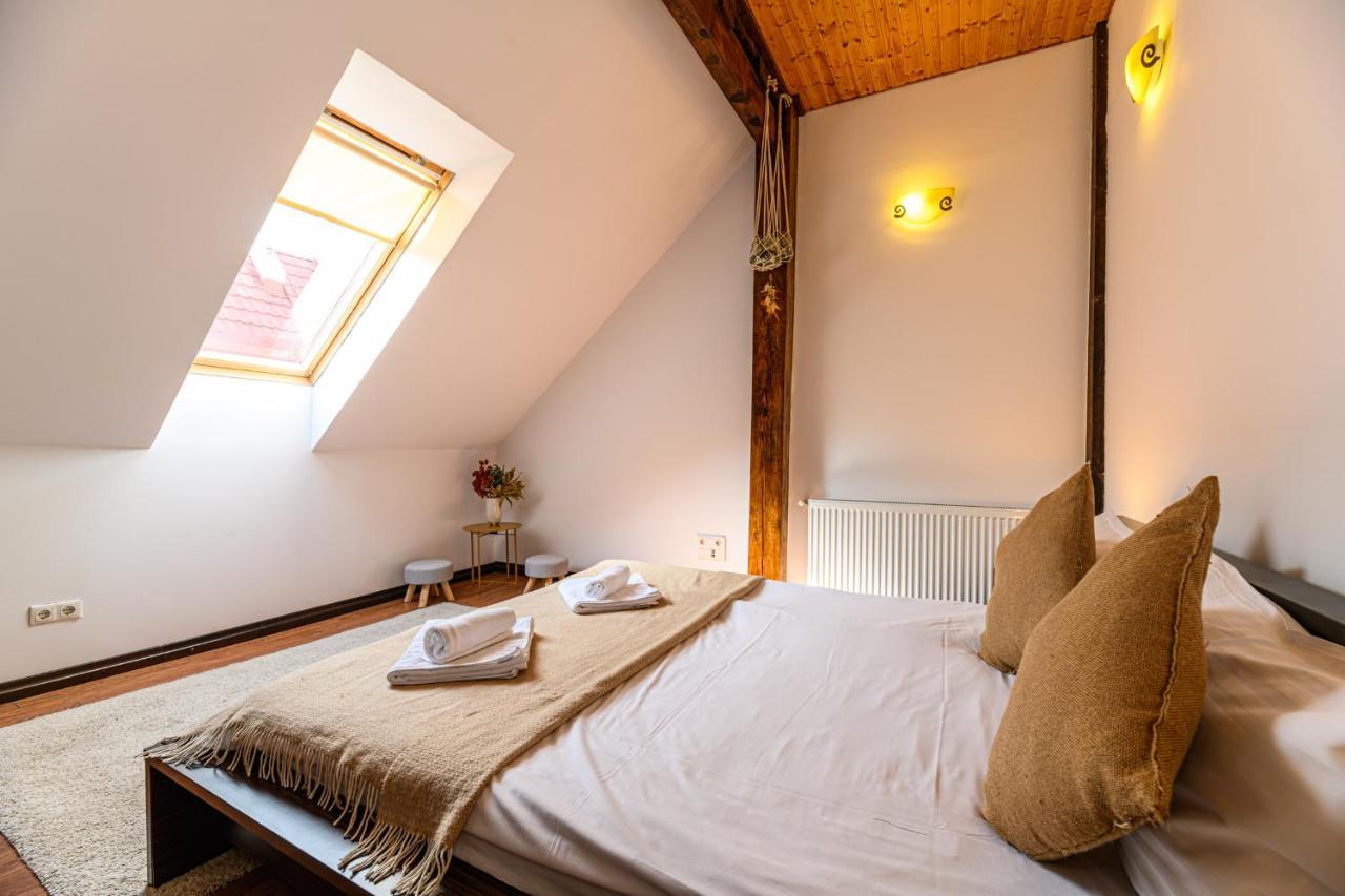Dream Guesthouse Braşov Buitenkant foto